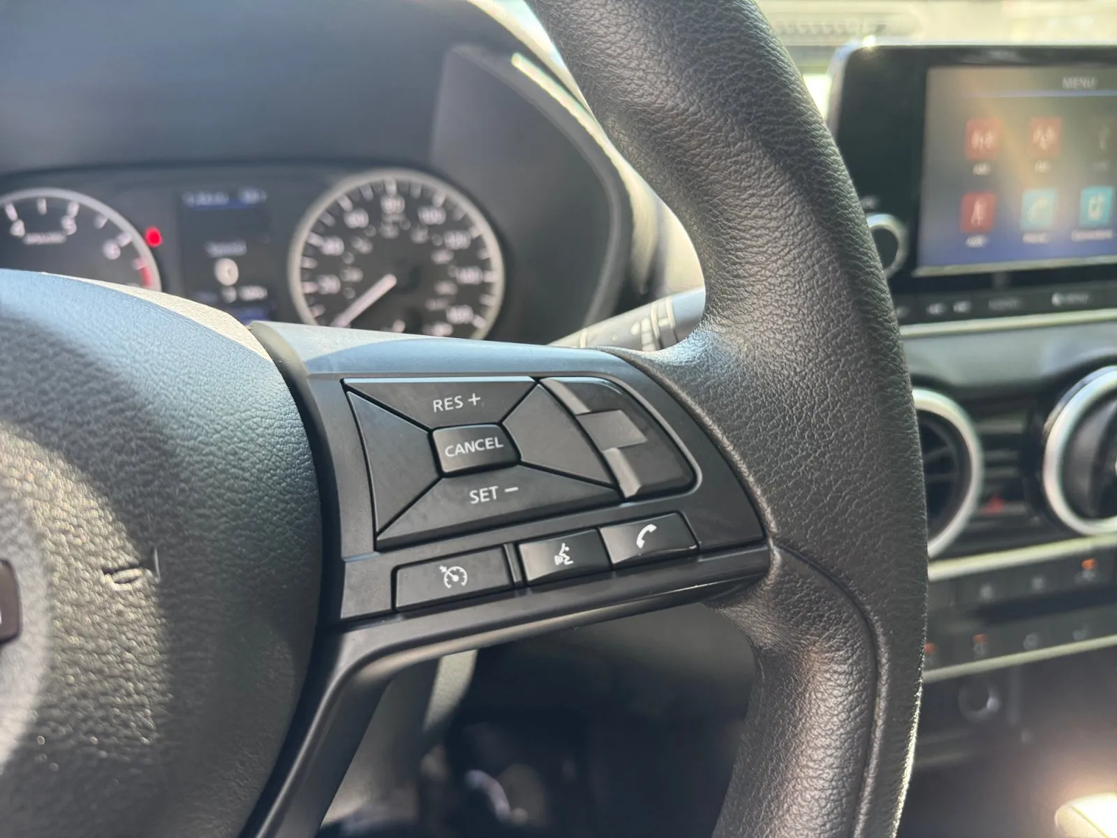 Nissan Sentra photo 21