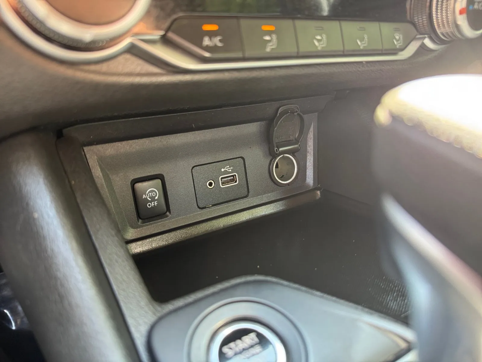 Nissan Sentra photo 18