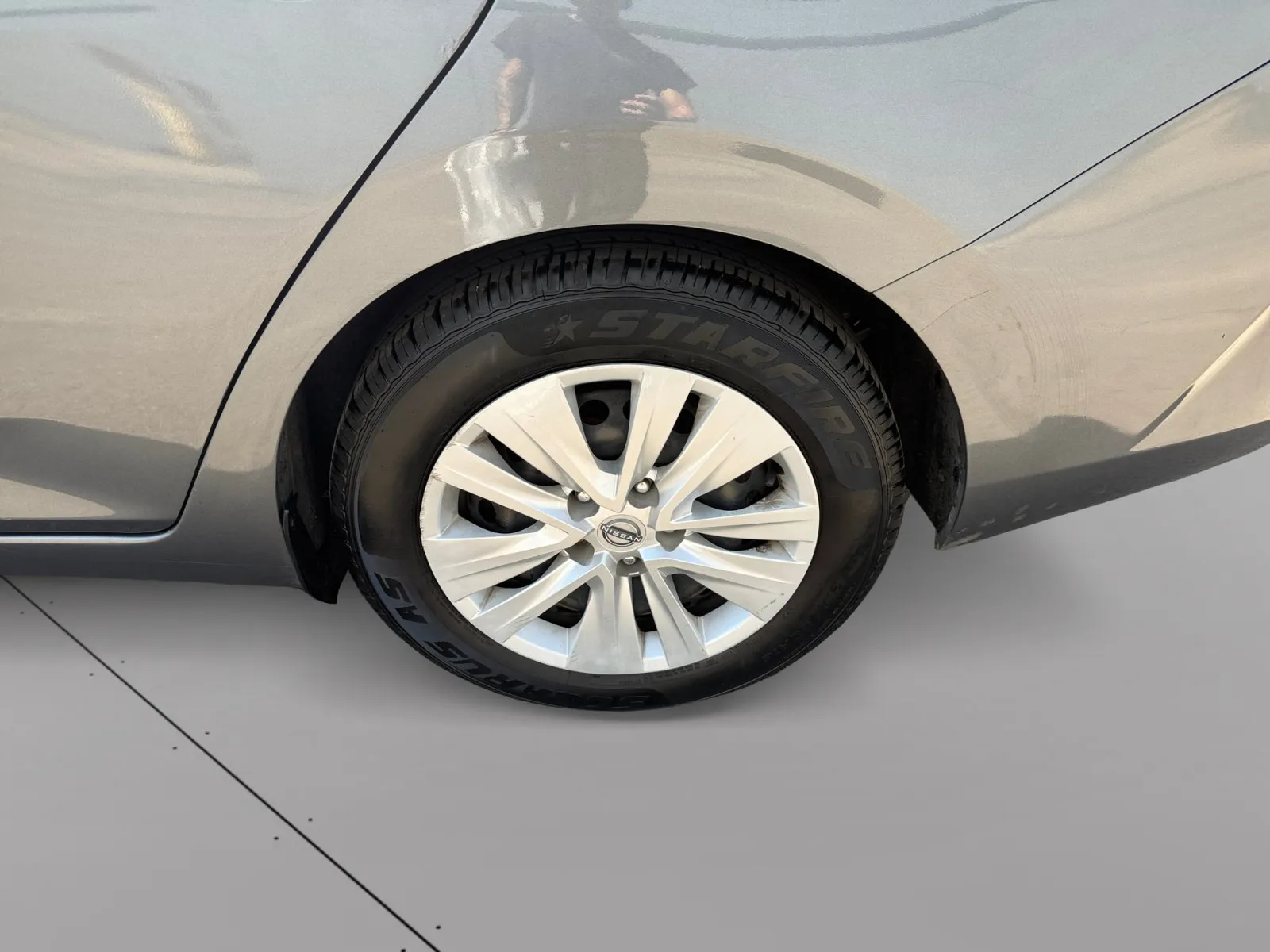 Nissan Sentra photo 14