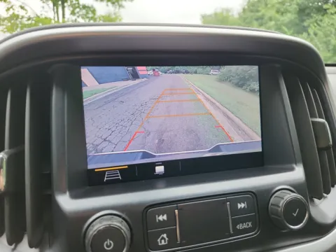 Another view of 2020 Chevrolet Colorado 4WD LT for sale in Columbus, OH at Auto Boutique Ohio