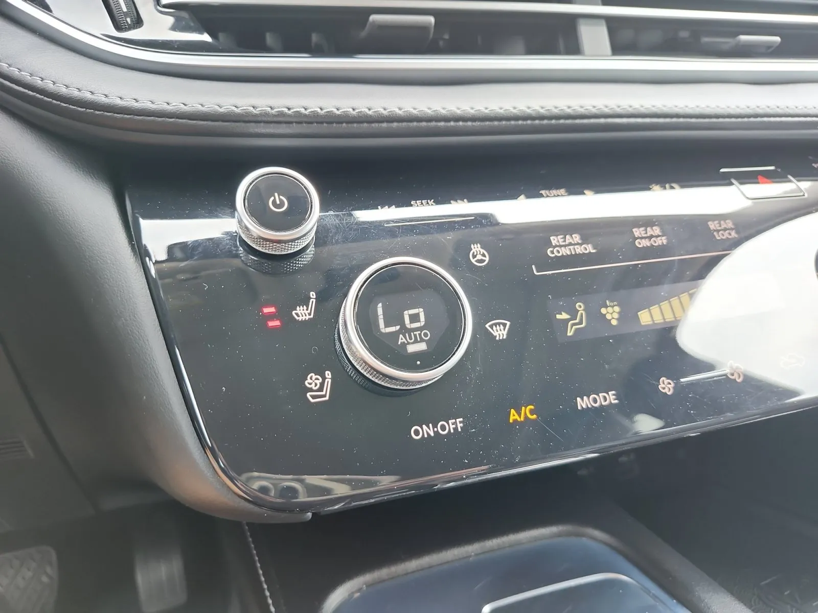 Infiniti QX60 photo 23
