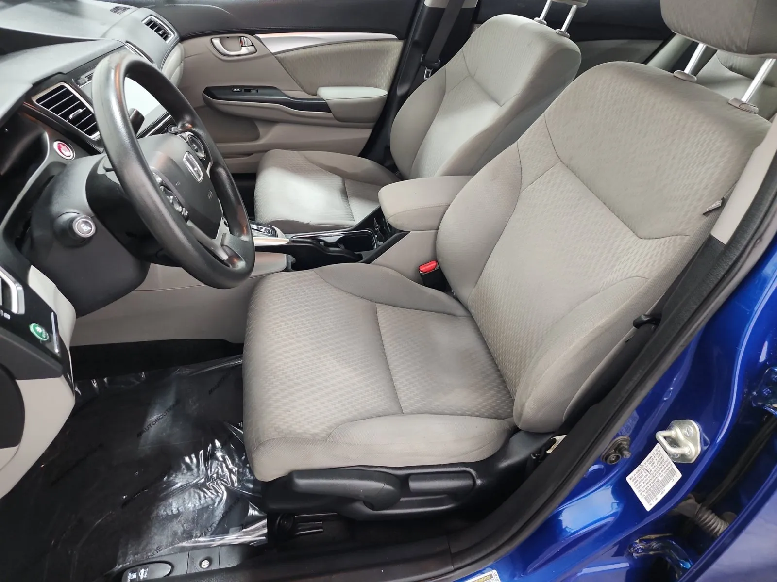 Honda Civic photo 9