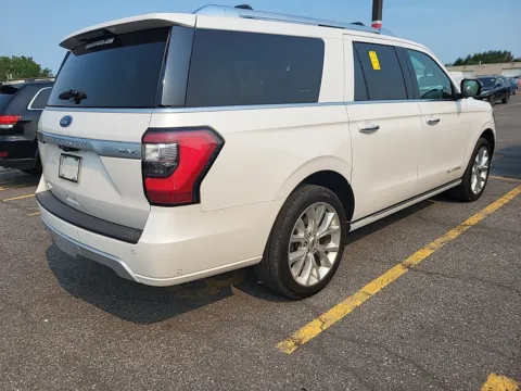 Another view of 2019 Ford Expedition Max Platinum for sale in Columbus, OH at Auto Boutique Ohio