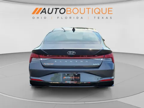 More photos of 2023 Hyundai Elantra Hybrid Limited at Auto Boutique Ohio, OH