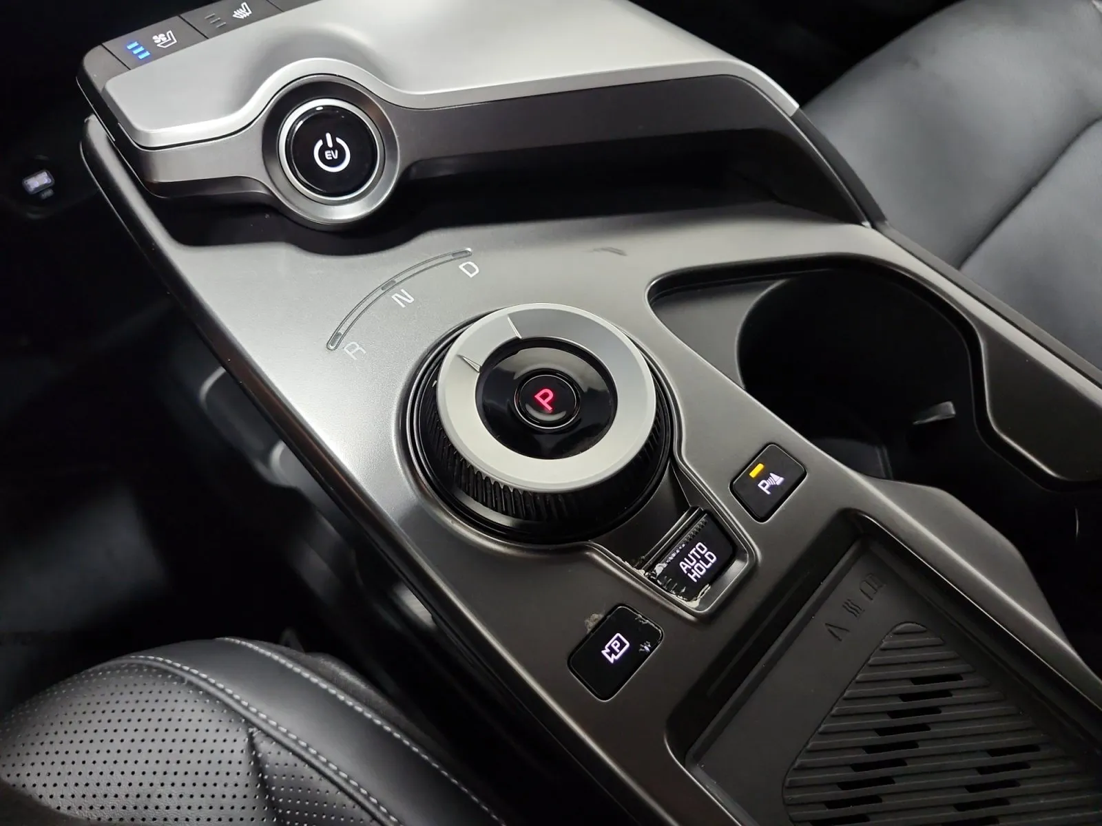 Kia EV6 photo 22