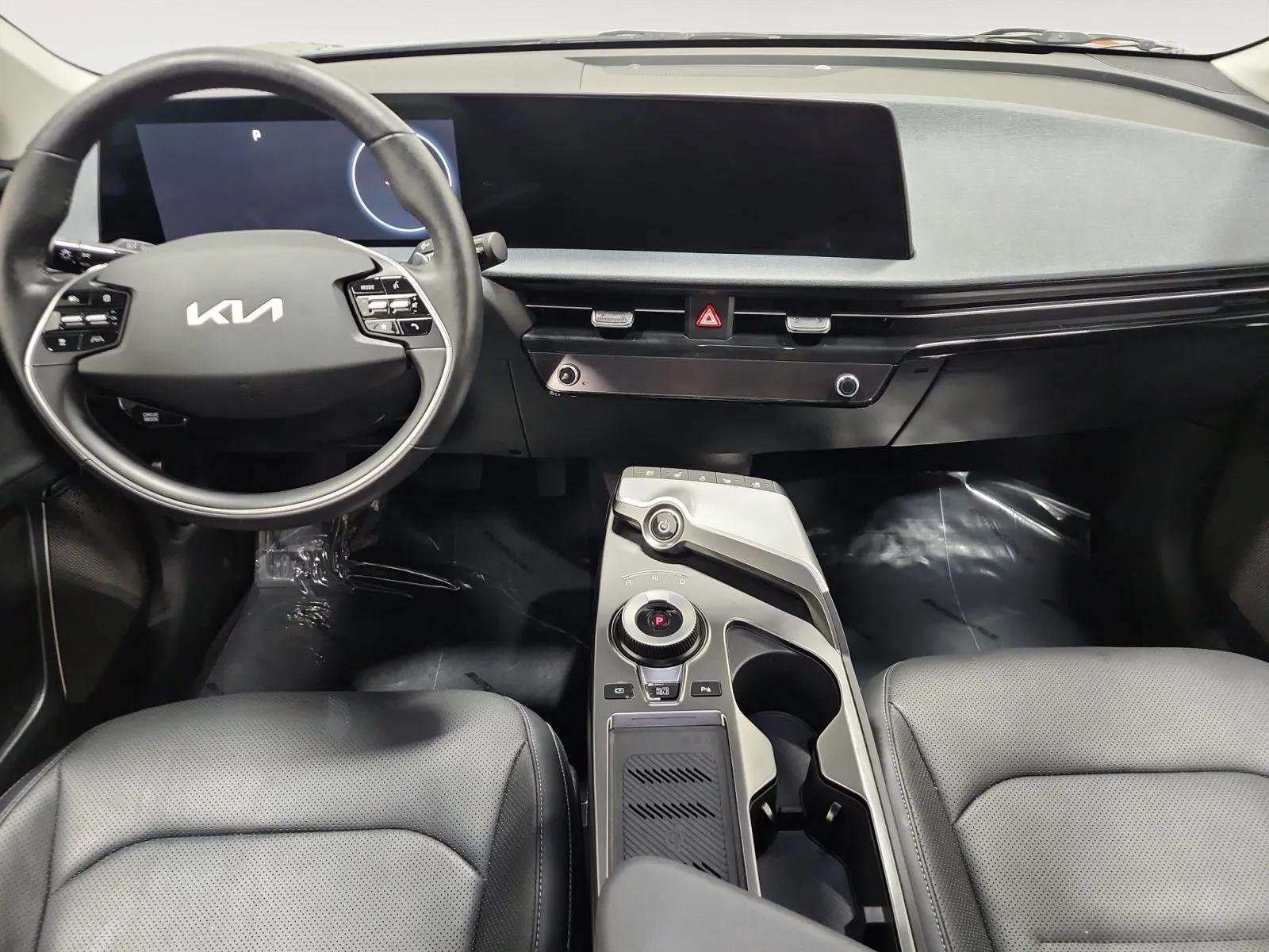 Kia EV6 photo 11