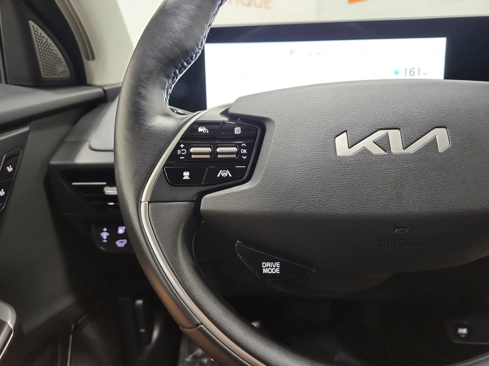 Kia EV6 photo 26