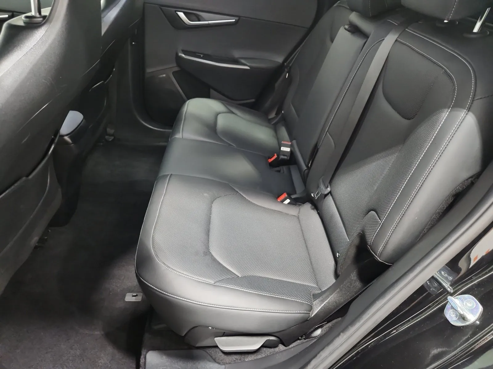 Kia EV6 photo 13