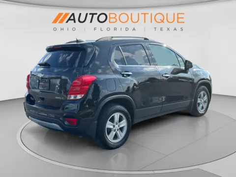 More photos of 2020 Chevrolet Trax LT at Auto Boutique Ohio, OH