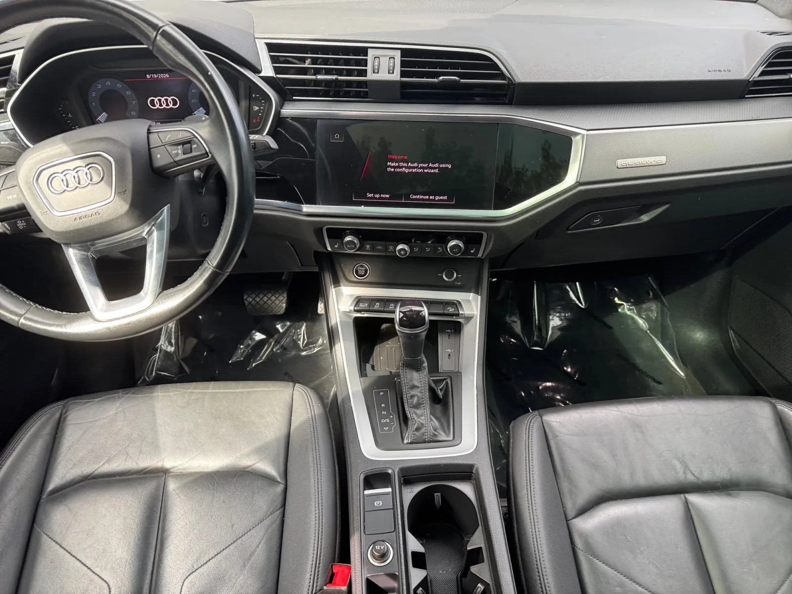 Audi Q3 photo 11
