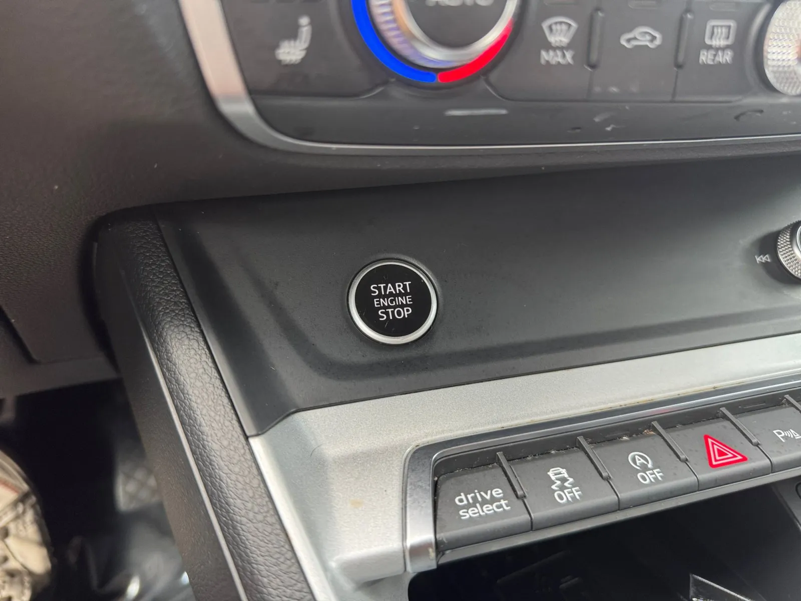 Audi Q3 photo 21