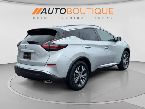More photos of 2021 Nissan Murano SV at Auto Boutique Ohio, OH