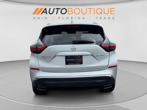 More photos of 2021 Nissan Murano SV at Auto Boutique Ohio, OH