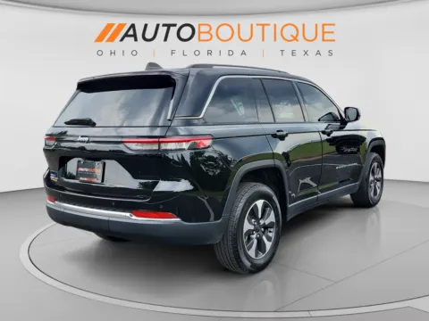More photos of 2023 Jeep Grand Cherokee 4xe at Auto Boutique Ohio, OH