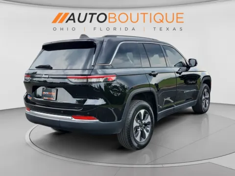 More photos of 2023 Jeep Grand Cherokee 4xe at Auto Boutique Ohio, OH