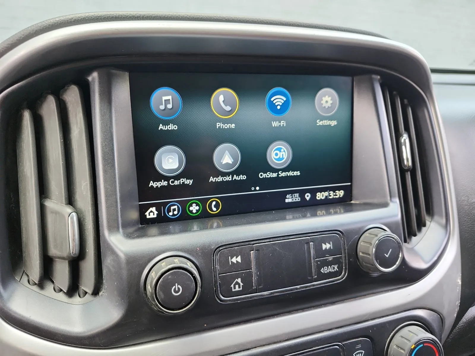 Chevrolet Colorado photo 18
