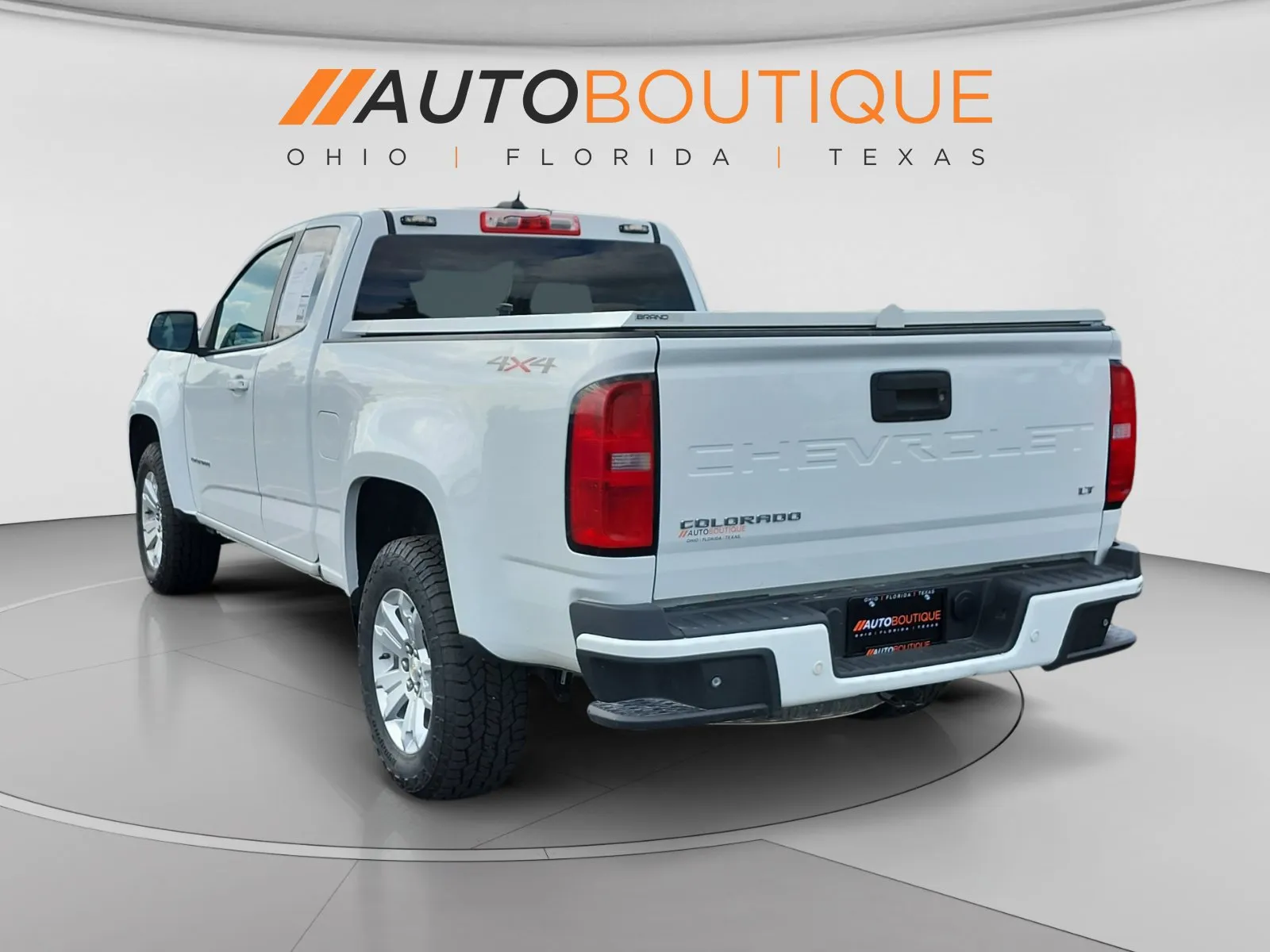 Chevrolet Colorado photo 3