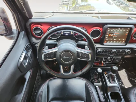 More photos of 2021 Jeep Gladiator Rubicon at Auto Boutique Ohio, OH