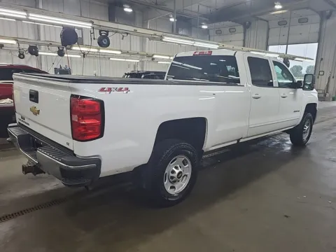 More photos of 2019 Chevrolet Silverado 2500HD LT at Auto Boutique Ohio, OH
