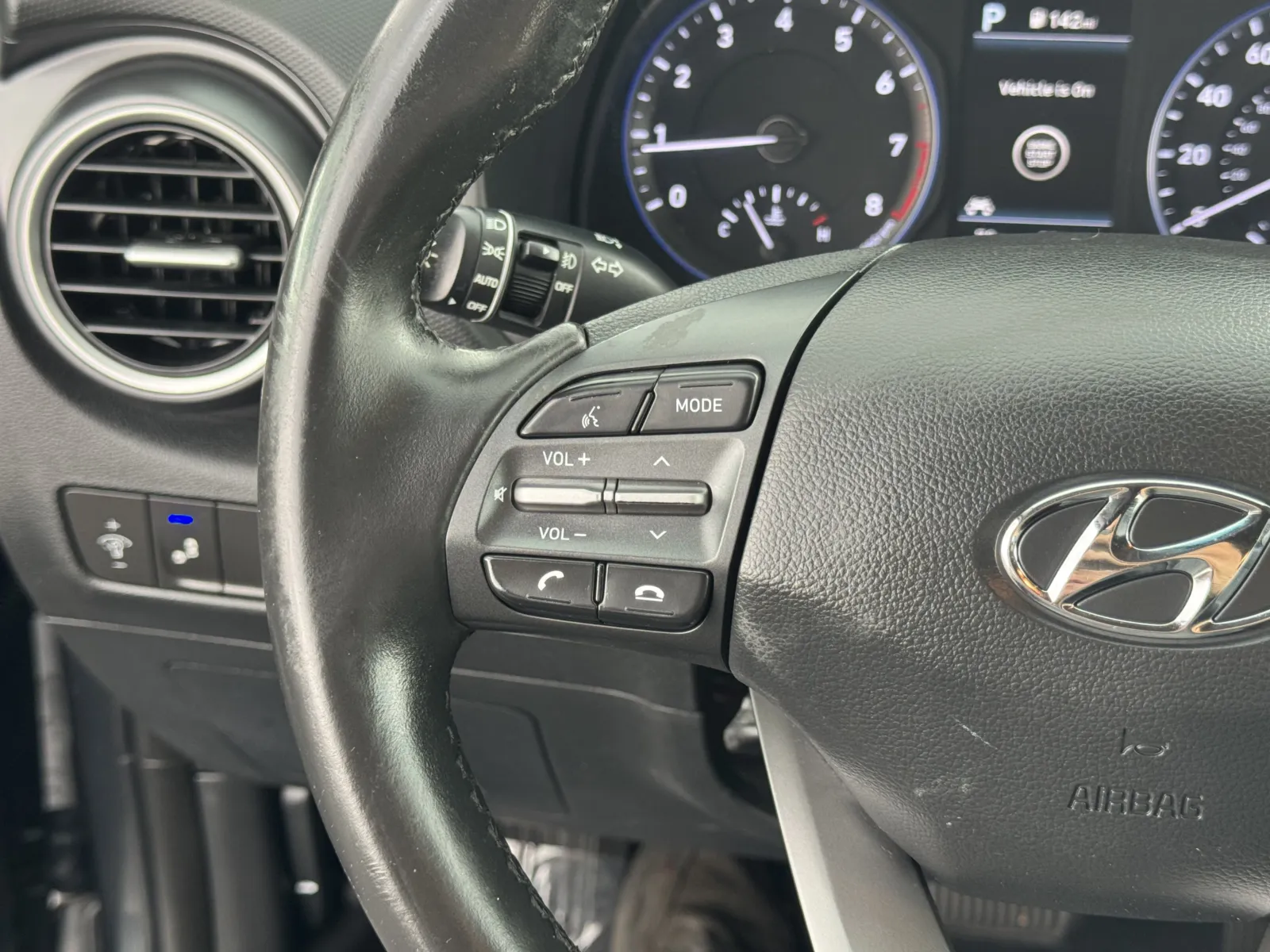 Hyundai Kona photo 22