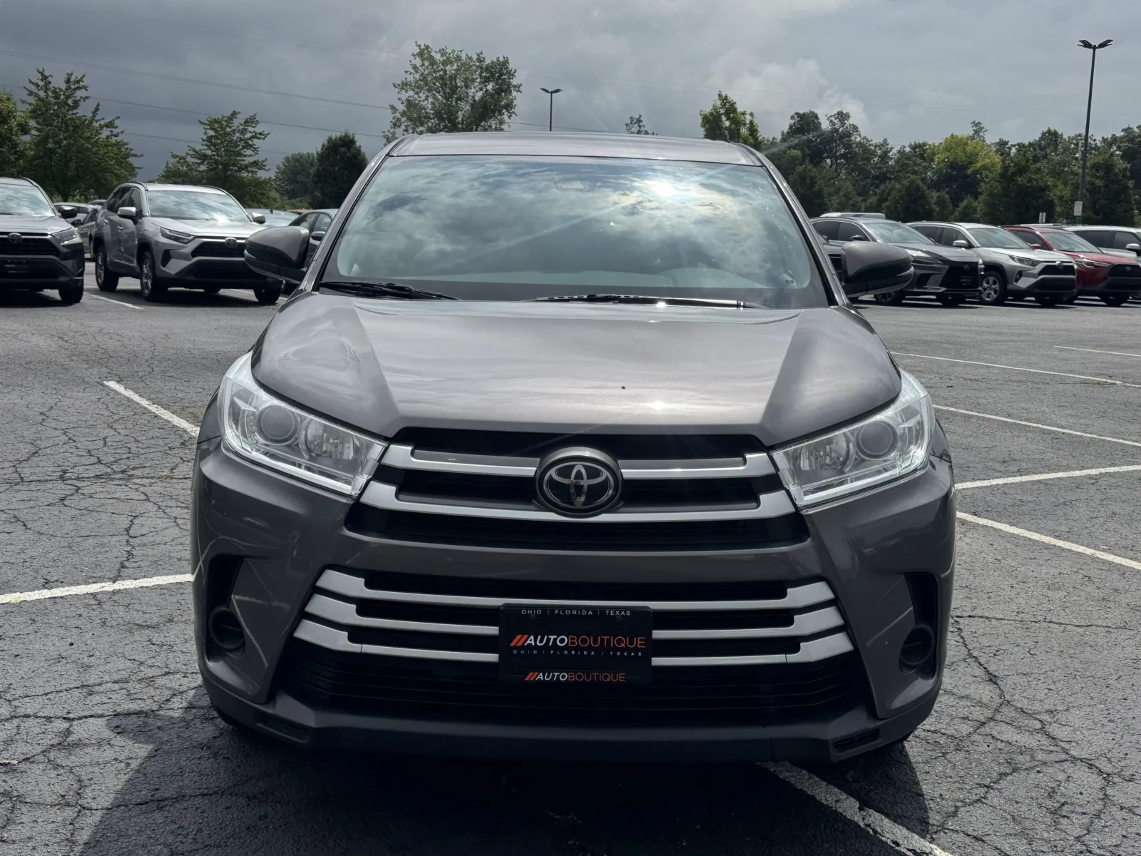 Toyota Highlander photo 3