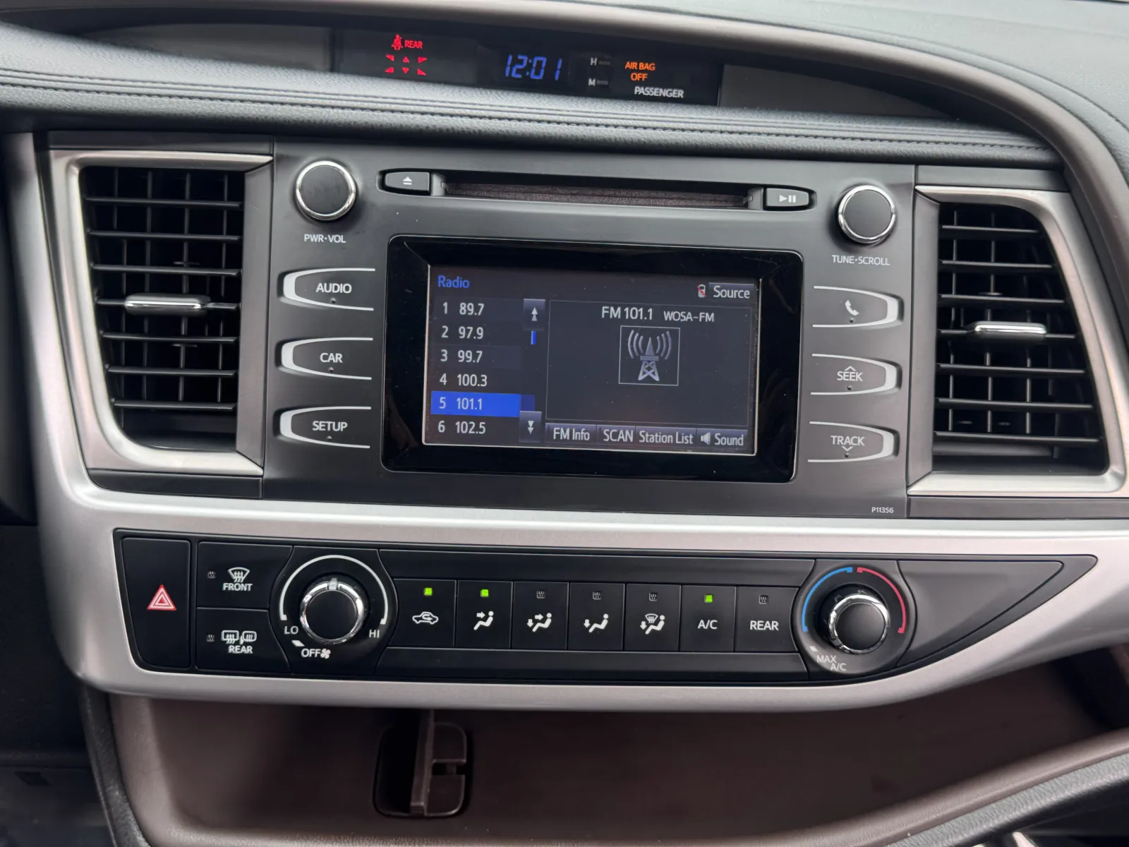 Toyota Highlander photo 26
