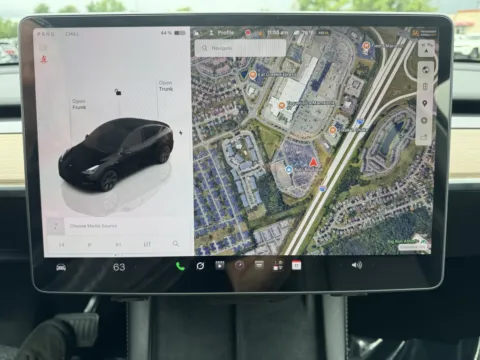 More photos of 2024 Tesla Model Y at Auto Boutique Ohio, OH