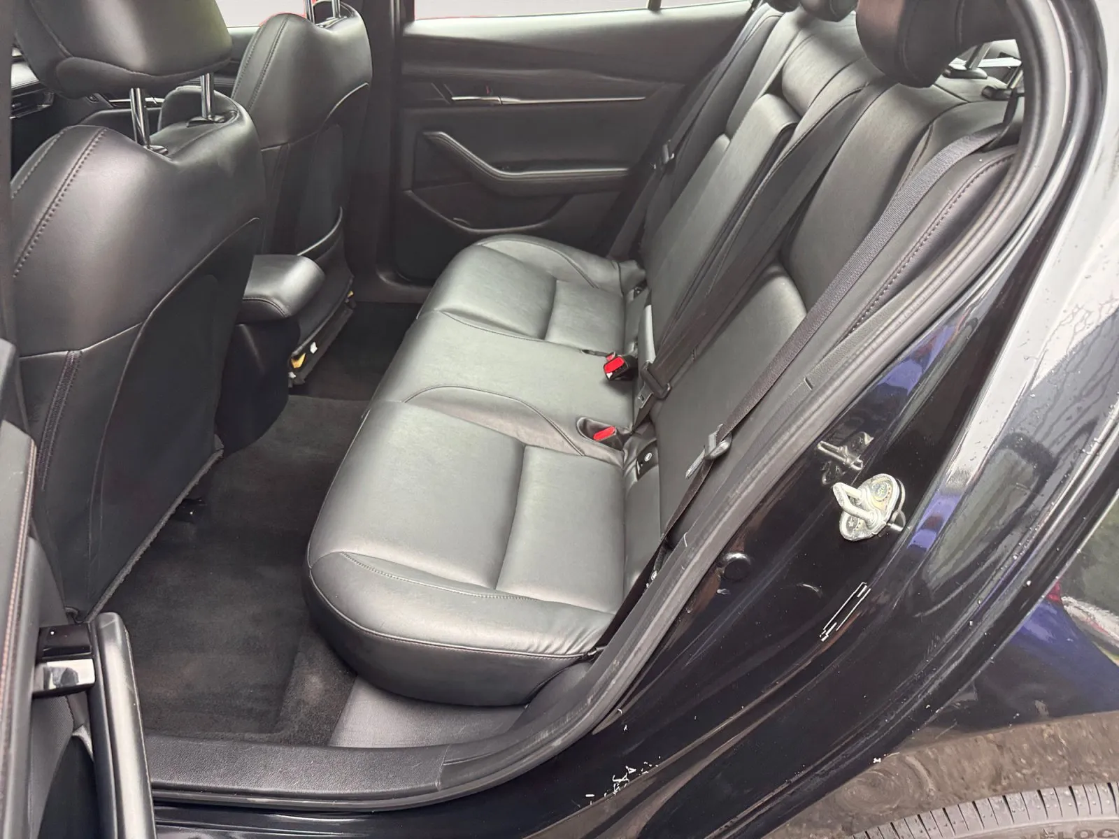 Mazda Mazda3 photo 13