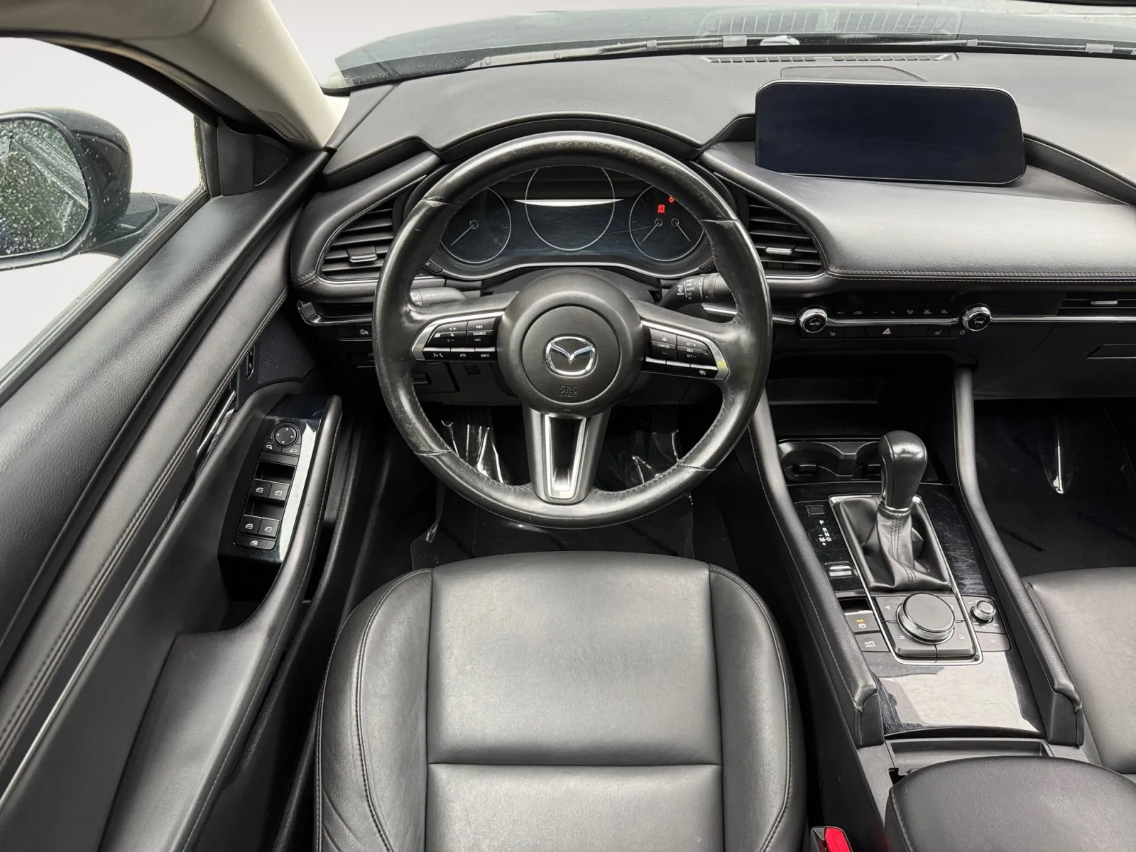 Mazda Mazda3 photo 10