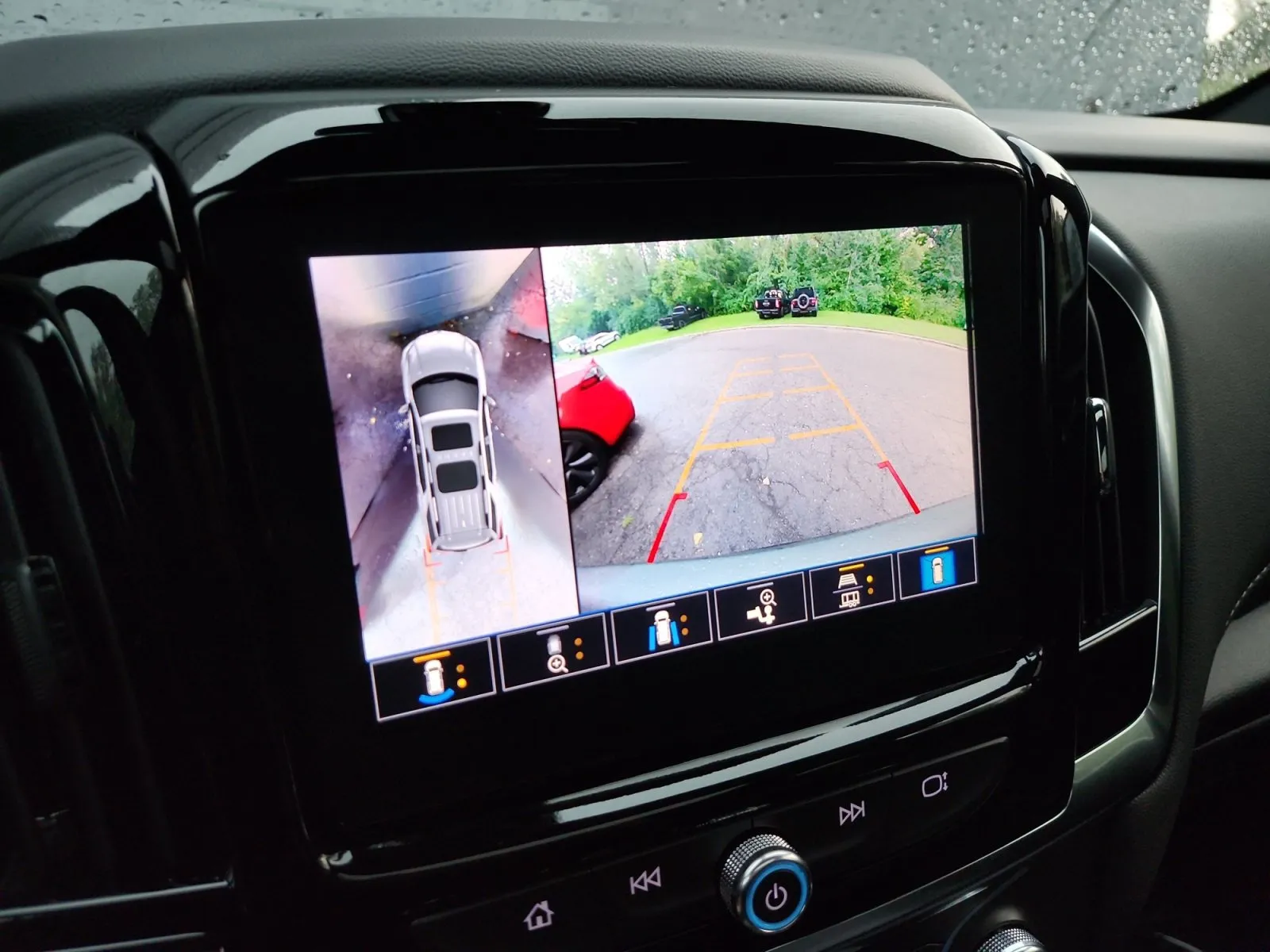 Chevrolet Traverse photo 19