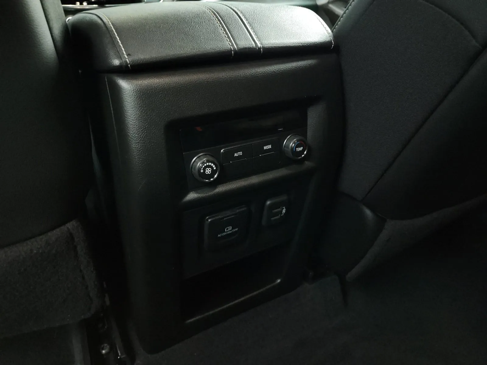 Chevrolet Traverse photo 15