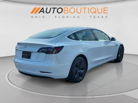 More photos of 2019 Tesla Model 3 Standard Range Plus at Auto Boutique Ohio, OH