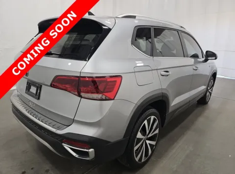 More photos of 2023 Volkswagen Taos SE at Auto Boutique Ohio, OH