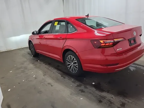 More photos of 2019 Volkswagen Jetta SEL at Auto Boutique Ohio, OH