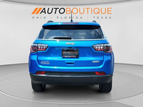 More photos of 2022 Jeep Compass Latitude Lux at Auto Boutique Ohio, OH