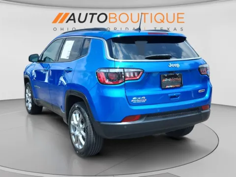 Another view of 2022 Jeep Compass Latitude Lux for sale in Columbus, OH at Auto Boutique Ohio