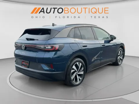 More photos of 2023 Volkswagen ID.4 Pro at Auto Boutique Ohio, OH