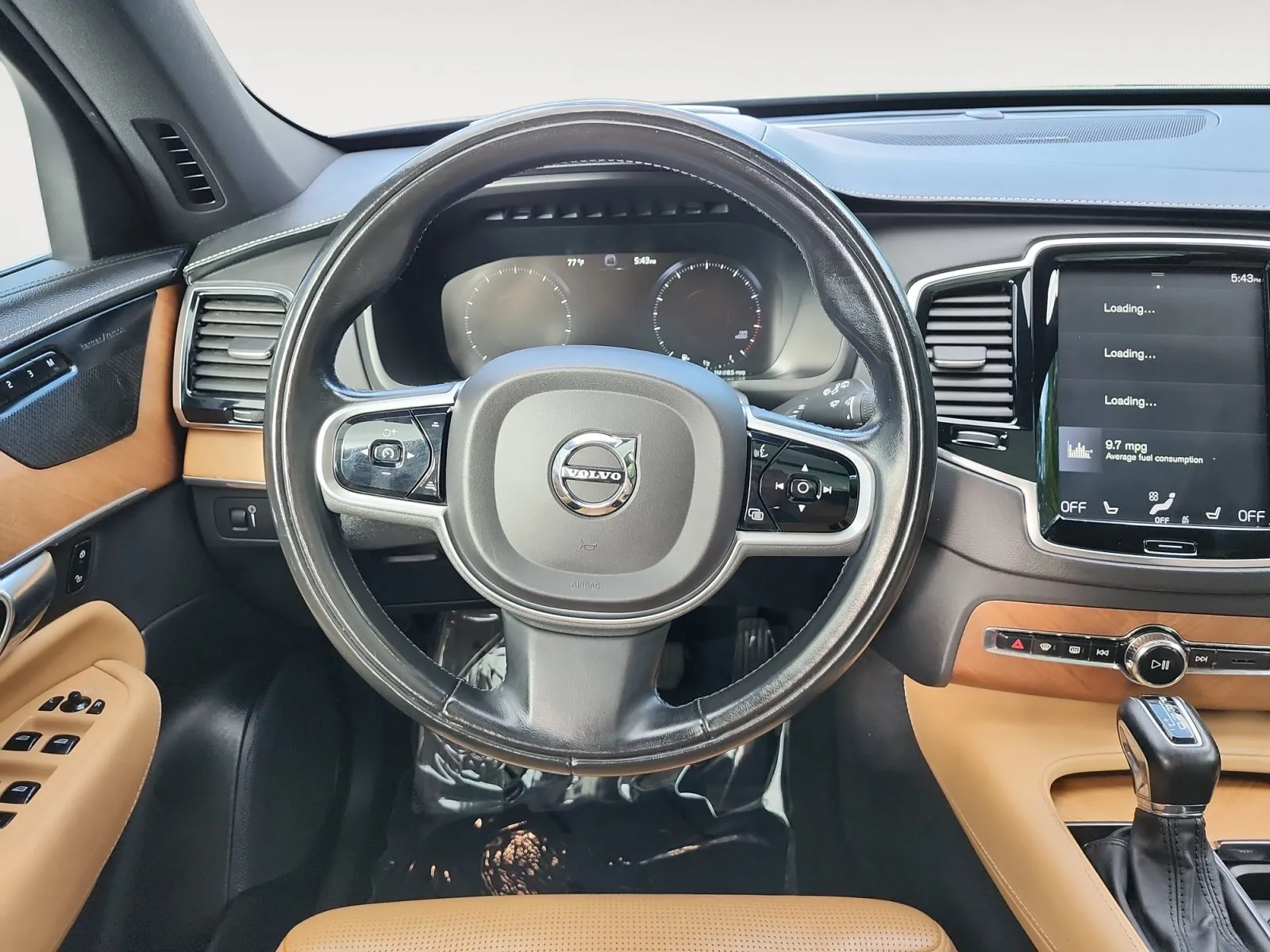 Volvo XC90 photo 12