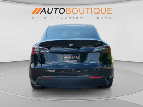 More photos of 2023 Tesla Model Y Long Range at Auto Boutique Ohio, OH