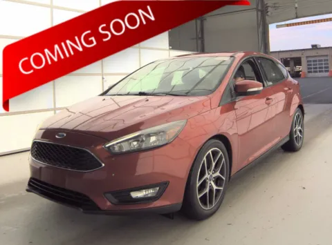 Red 2018 Ford Focus SEL for sale in Columbus, OH
