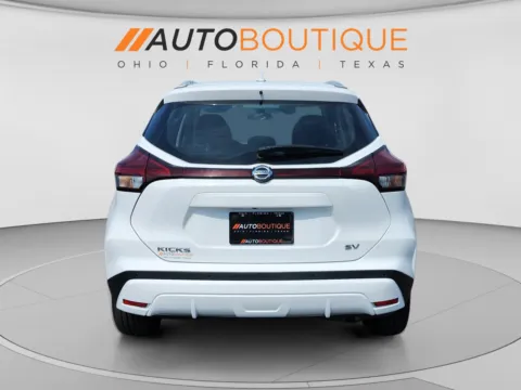 More photos of 2021 Nissan Kicks SV at Auto Boutique Ohio, OH