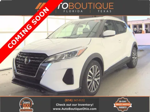 White 2021 Nissan Kicks SV for sale in Columbus, OH