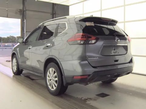 More photos of 2018 Nissan Rogue SV at Auto Boutique Ohio, OH