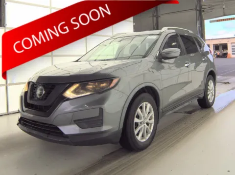 Gray 2018 Nissan Rogue SV for sale in Columbus, OH