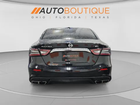 More photos of 2019 Nissan Maxima SL at Auto Boutique Ohio, OH