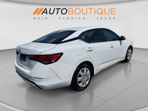 More photos of 2021 Nissan Sentra S at Auto Boutique Ohio, OH