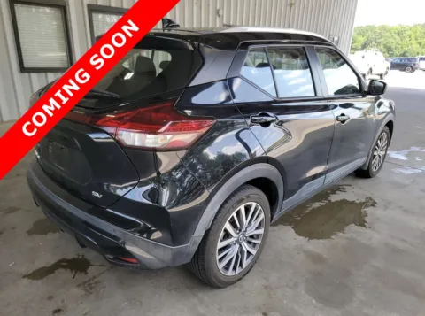 More photos of 2021 Nissan Kicks SV at Auto Boutique Ohio, OH