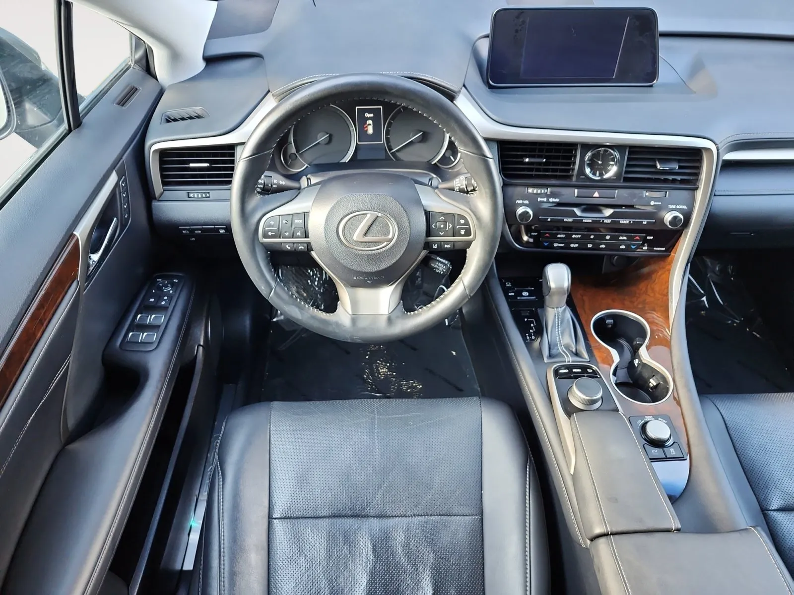 Lexus RX photo 10