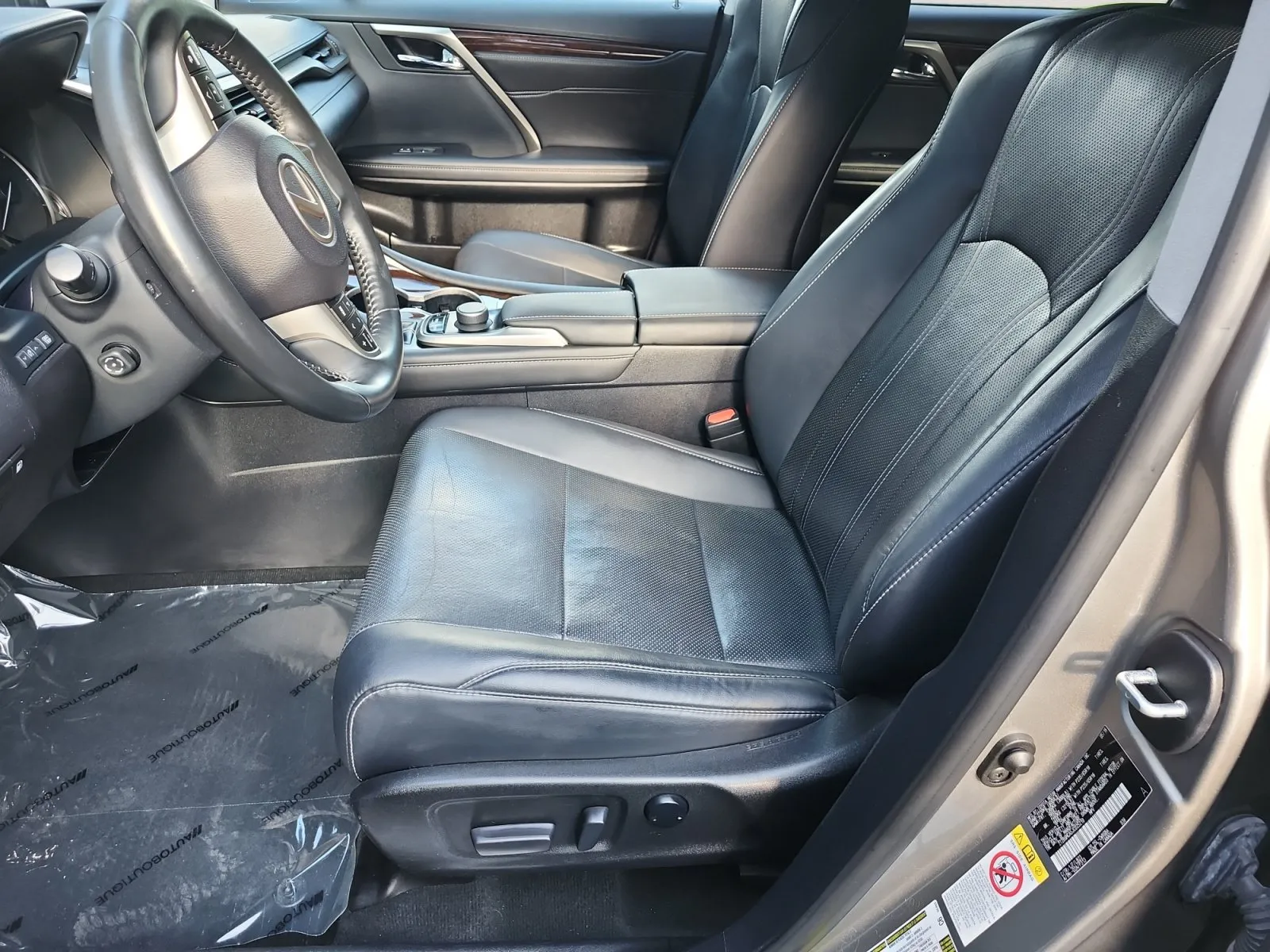 Lexus RX photo 9