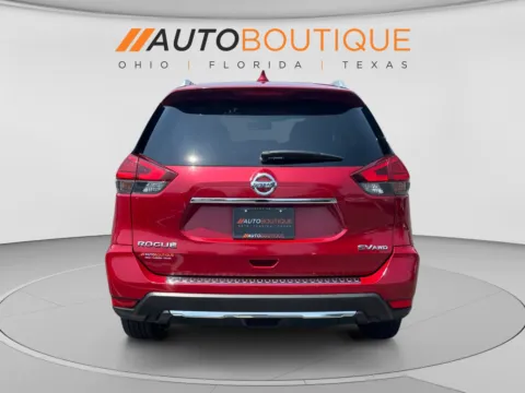More photos of 2017 Nissan Rogue SV at Auto Boutique Ohio, OH